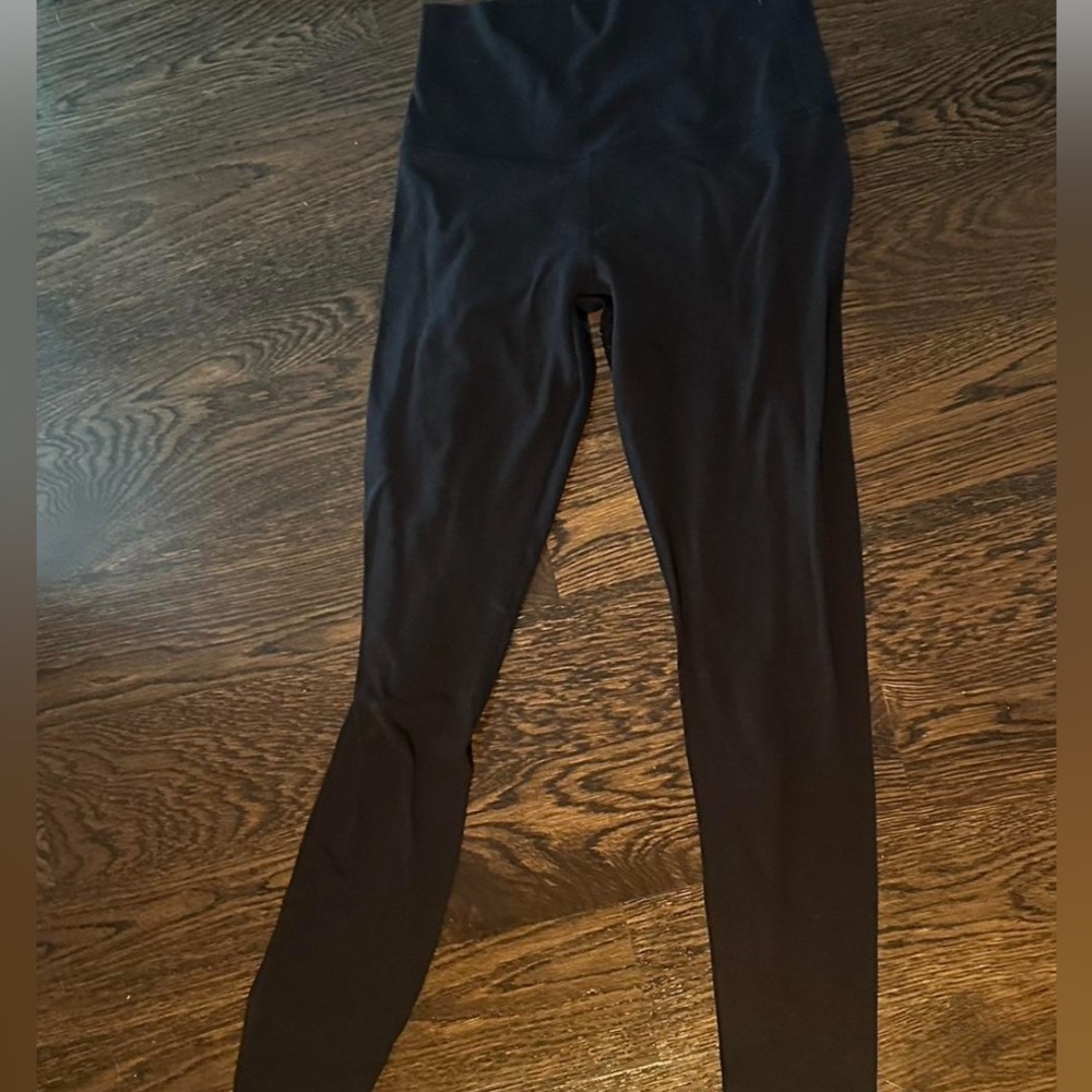 Black Lululemon leggings basically new size 6